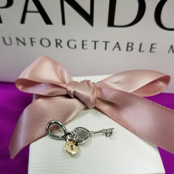 Pandora Key to my heart charm - Picture 2 of 4